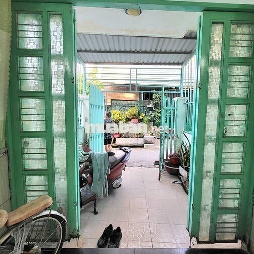 Bán căn nhà đẹp 60m2, đường Chuyên Dùng Chính, Quận 7, nhỉnh 4 tỷ