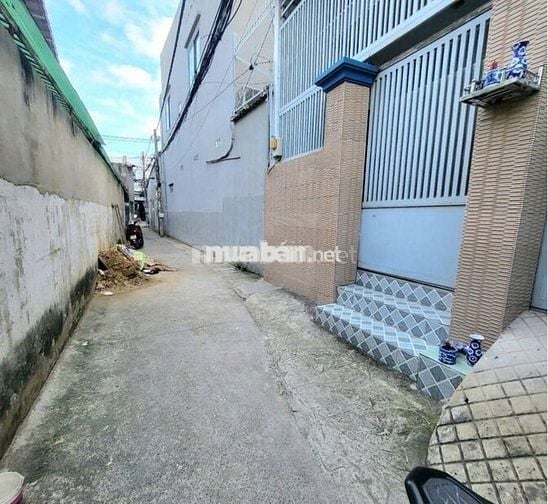 Bán căn nhà đẹp 60m2, đường Chuyên Dùng Chính, Quận 7, nhỉnh 4 tỷ