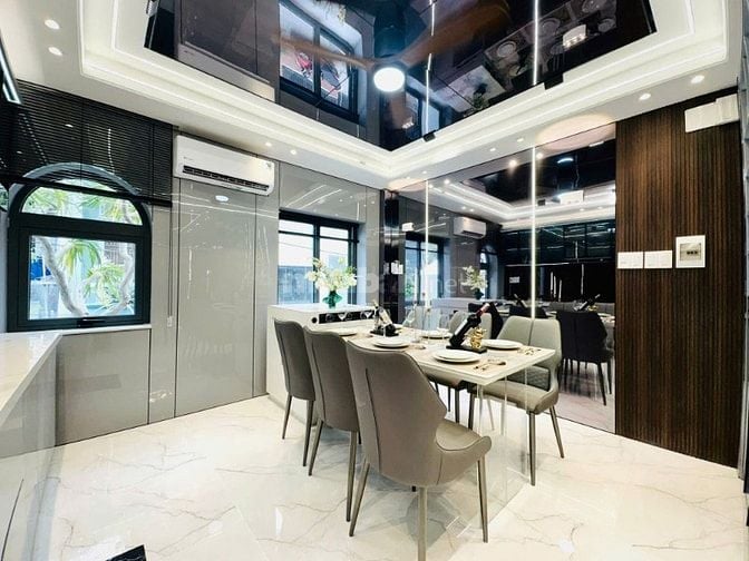 Hạ giá bán nhanh căn nhà Hai Bà Trưng - Quận 3 - Giá hạ còn 4 tỷ 290