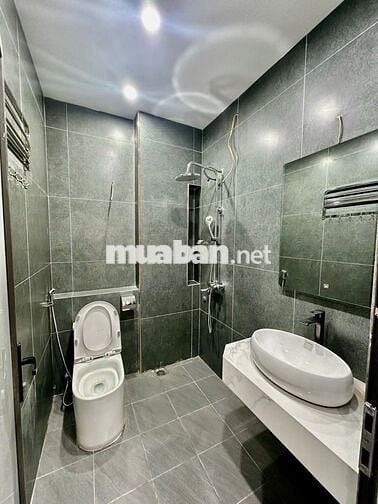 Anh Dũng cần bán nhà 5t,44m tại Ngô Quyền,HĐ,tiện ích tốt chỉ 8t