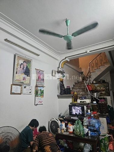 Chính chủ bán đất tặng nhà 3 tầng tại phúc lợi 50m2 chỉ 3,6 tỷ, sổ đỏ