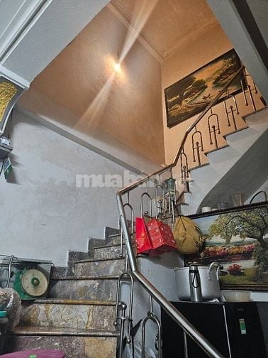 Chính chủ bán đất tặng nhà 3 tầng tại phúc lợi 50m2 chỉ 3,6 tỷ, sổ đỏ