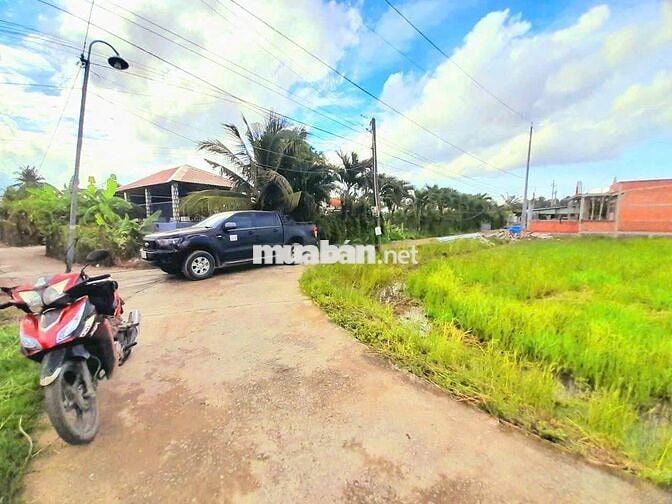 Hàng ngộp, 127m2 đất thổ đường xe tải Trần Thị Bông chỉ 500tr