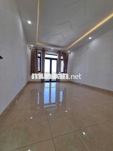 Nhà 1 trệt 2 lầu 4p ngủ cách ngã 6 An Phú 1,5km đường 7m đậu ô tô ok