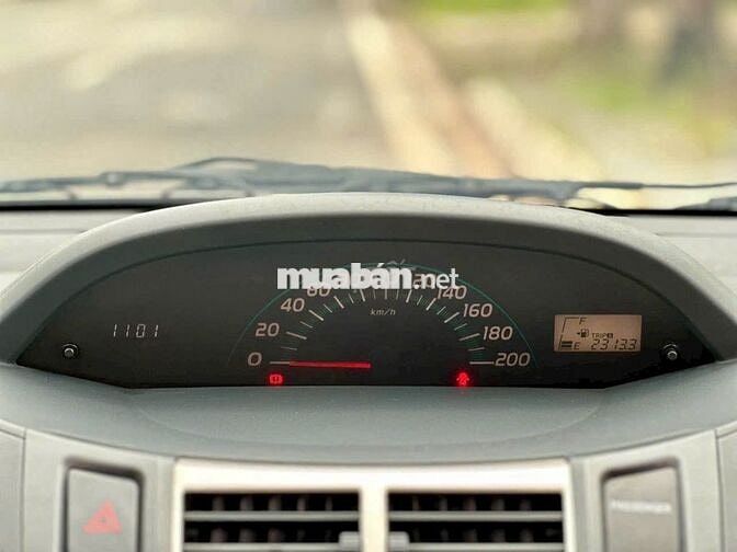 Toyota yaris 1.3AT ngập Nhật