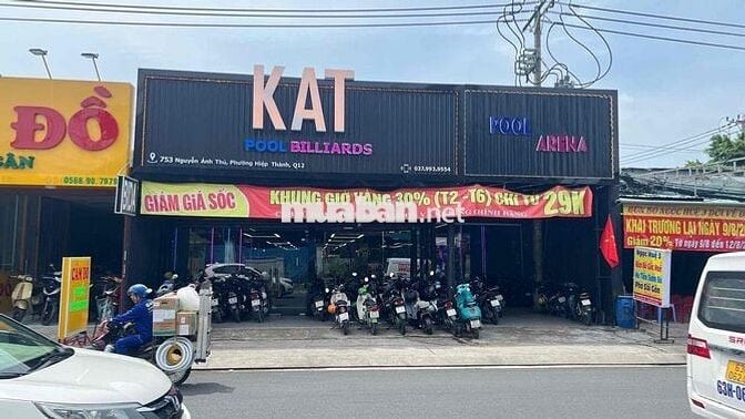 Mặt bằng bán đồ ăn sáng ngang 6m giá 1tr ngã tư Nước Đá
