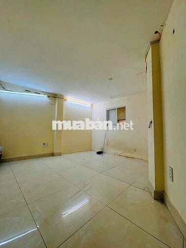 Cho thuê nhà hẻm 95/31 đường số 4, Cư xá Đô Thành, Quận 3 7,7tr