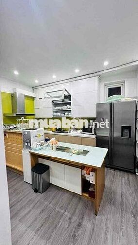 Chính chủ bán căn hộ 110m2 chung cư cao cấp Nam Đô mặt phố Trương Đinh