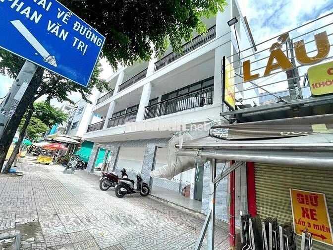 Nhà nguyên căn diện tích khủng ngay Phạm Văn Đồng, Bình Thạnh