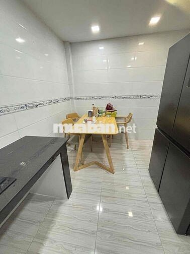 Nhà 3Pn Hà Huy Giáp Sân Xe Hơi Rộng Ngay Cao Đẳng Điện Lực