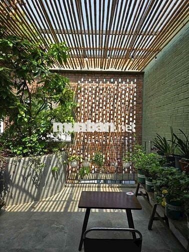 Nhà Sân Vườn Đẹp Hải Châu - 3PN - 18 triệu