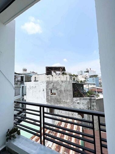 Phòng trọ Phú Nhuận Ban Công giá rẻ