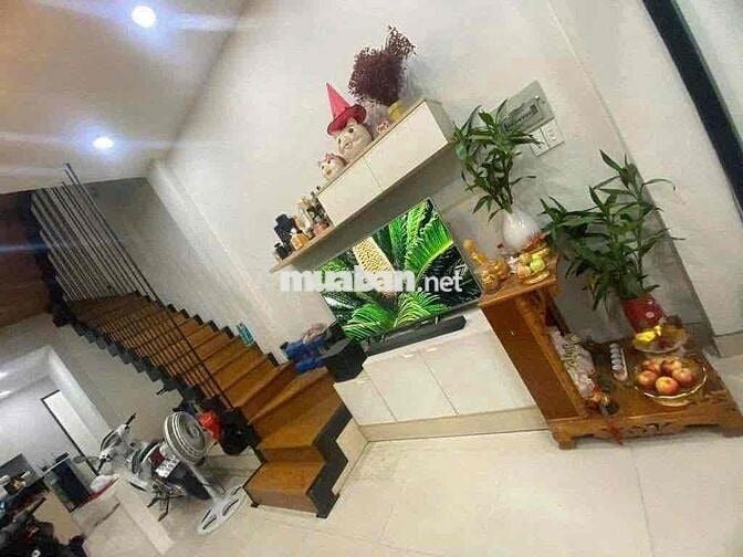 Nhà Full Nội Thất Sát Ngã 4 Ga, Gò Vấp Mới, Đẹp ,Sang
