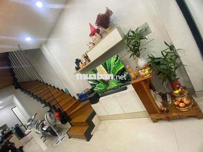 Nhà Full Nội Thất Sát Ngã 4 Ga, Gò Vấp Mới, Đẹp ,Sang