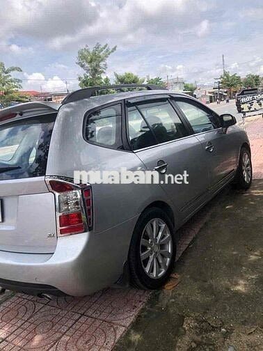 Kia Carens 2011 SX 2.0 AT - 130000 km