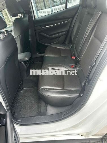 Mazda 3 2023 1.5L Luxury - 25000 km chuẩn contomet