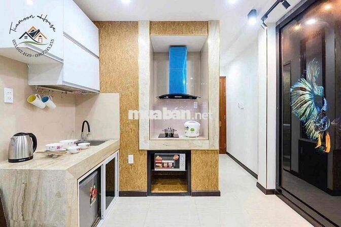 Căn Hộ Studio Ban Công 20m2 - Gần Bùi Viện - Trục Đường Võ Văn Kiệt