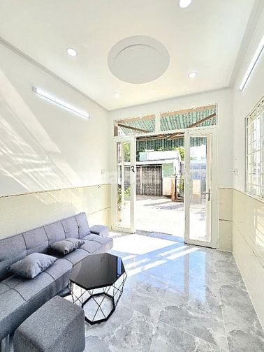 🔥🔥🔥Nhà mặt tiền hẻm có sổ hồng 2 lầu🔥🔥🔥