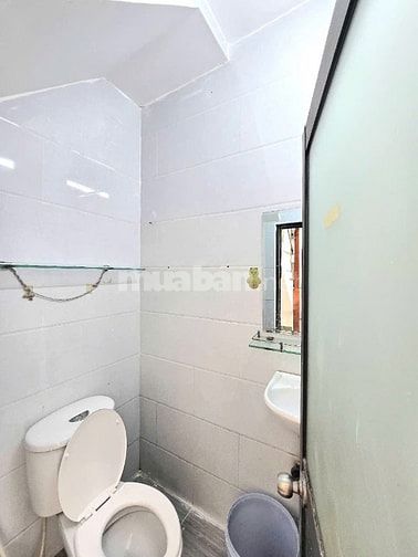🔥🔥🔥Nhà mặt tiền hẻm có sổ hồng 2 lầu🔥🔥🔥