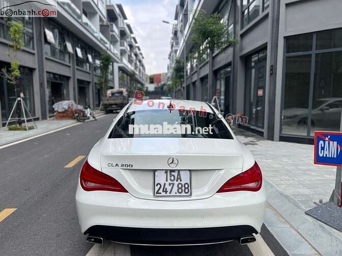 Mercedes Benz CLA class CLA 200 2015