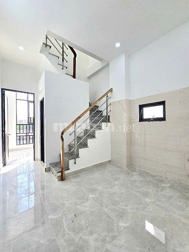 🔥🔥🔥Nhà mặt tiền hẻm có sổ hồng 2 lầu🔥🔥🔥