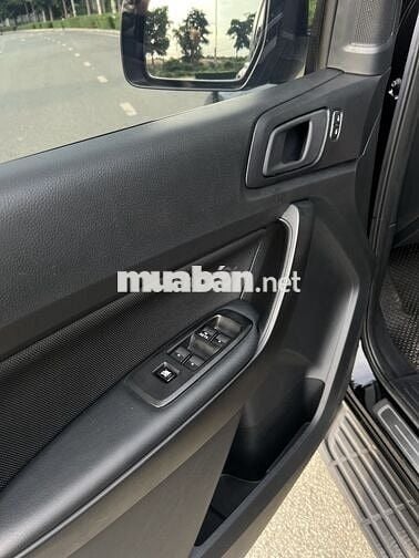 FORD EVEREST 2018 SỐ TỰ ĐỘNG CÓ HỖ TRỢ VAY 70%