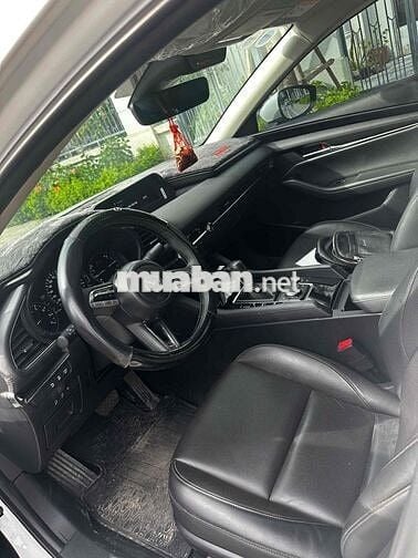 Mazda 3 2023 1.5L Luxury - 25000 km chuẩn contomet