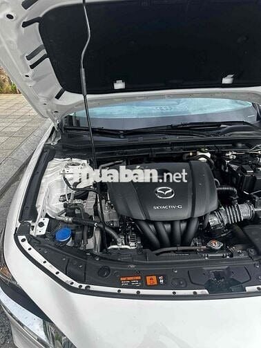 Mazda 3 2023 1.5L Luxury - 25000 km chuẩn contomet