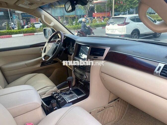 Lexus lx 570 sản xuất 2013