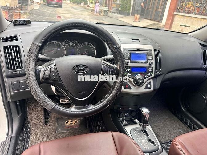 Hyundai i30 2009 1.6 AT xe nhập khẩu Hàn Quốc