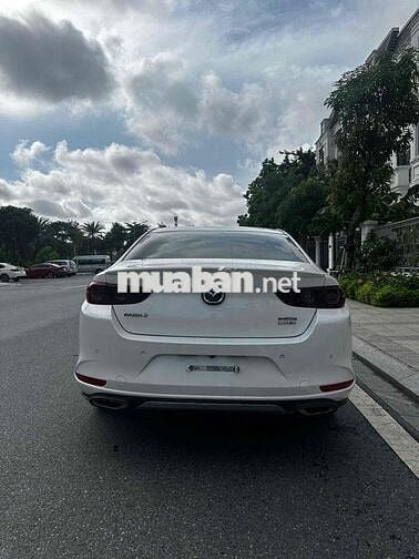 Mazda 3 2023 1.5L Luxury - 25000 km chuẩn contomet