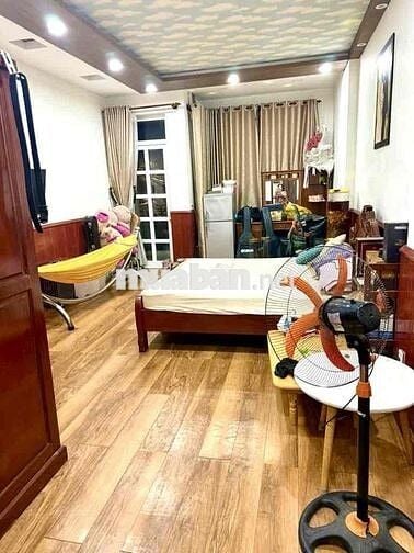 CÁCH MẠNG THÁNG TÁM TÂN BÌNH - ( 4,5 x 14 ) Ô TÔ ĐỔ CỬA THÔNG THOÁNG .