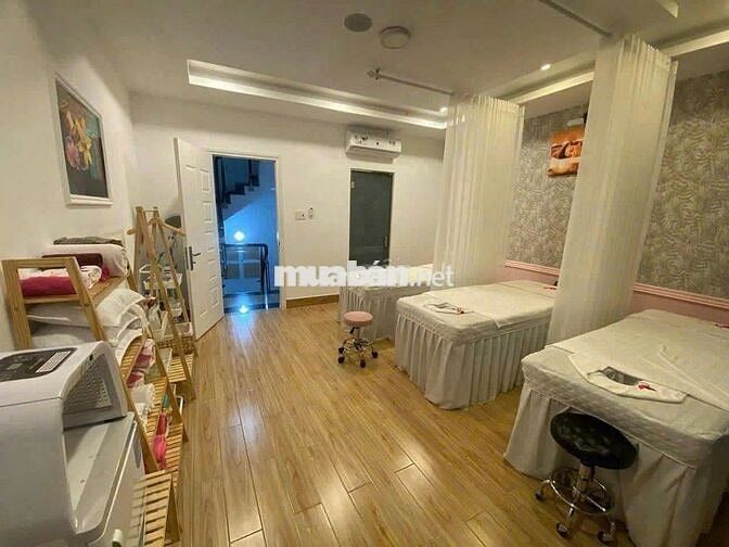 NHÀ ĐẸP GIÁ RẺ - 15B Hồng Hà, P2, Tân Bình - DT 4.5x18m, 5 phòng, st