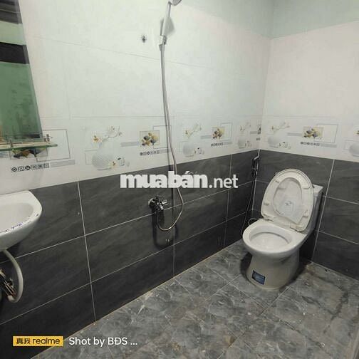 Cho thuê nhà mới xây đẹp đ38 HBC 6tr/ tháng