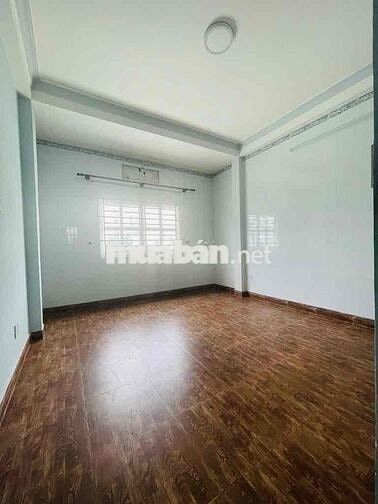 KHU VIP BÀU CÁT HẺM XE HƠI THÔNG ( 4 x 16,5 ) SÂN ĐẬU XE RỘNG RÃI .
