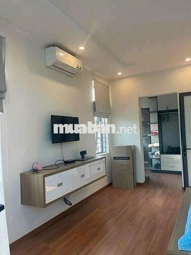 Cho thuê nhà 5 tầng kiệt oto Nguyễn Hữu Thọ