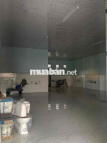 Phòng mặt tiền quốc lộ 22, cách trường huflit 500m , 120m2