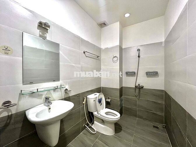 Cho Thuê Studio Balcon 35m2 4ng4xe Full NT Ngay Gần ĐH Kinh Tế UEH SGU