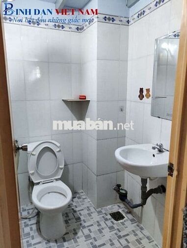 Còn trống phòng máy lạnh có gác , bình thạnh p21