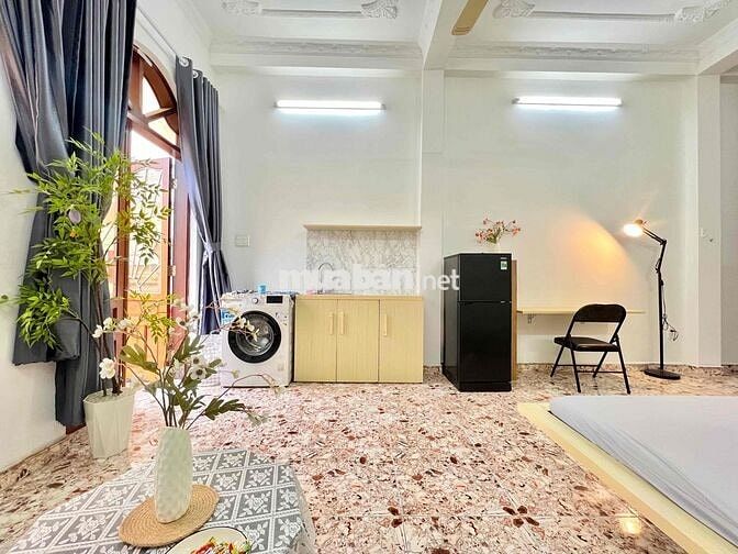 Cho Thuê Studio Balcon 35m2 4ng4xe Full NT Ngay Gần ĐH Kinh Tế UEH SGU