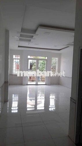 Cho Thuê nhà 1 Trệt 2 Lầu trong Trung tâm hành chính DĨ AN