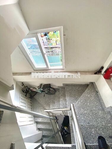 Phòng trọ 15m2 đường Trần bình trọng, Bình thạnh