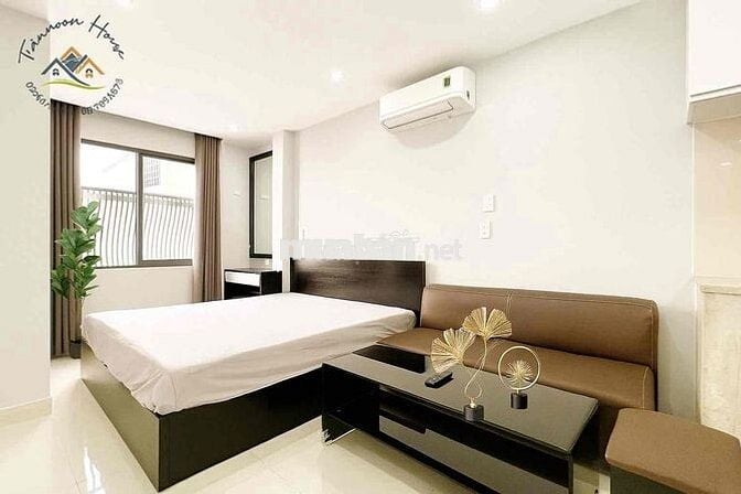Căn hộ cao cấp full nội thất ngay Đại Học Văn Lang, phố Bùi Viện