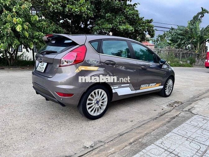 Ford Fiesta 2016 1.5 AT Sport - 90000 km