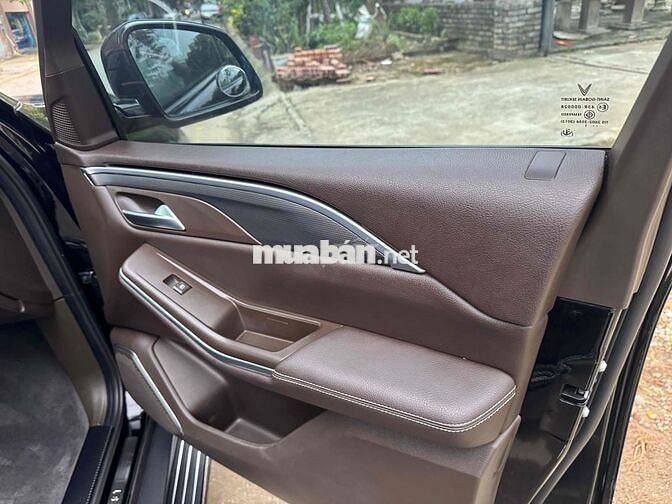 VinFast Lux SA2.0 2022 - 39800 km
