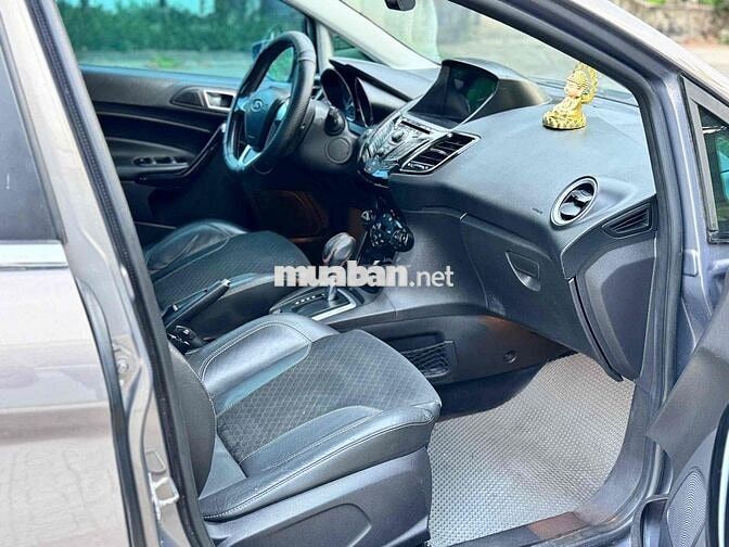 Ford Fiesta 2016 1.5 AT Sport - 90000 km