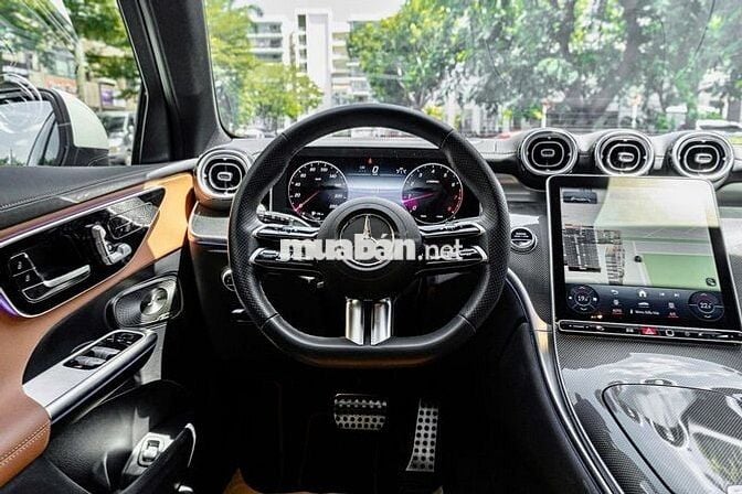 Mercedes GLC300 allnew 2024 - xe đẹp như mới 1 chủ