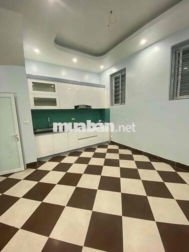 ANH TÔI CẦN TIỀN BÁN GẤP CĂN NHÀ XUÂN ĐỈNH DT 58 m x5 tầng ngõ nông
