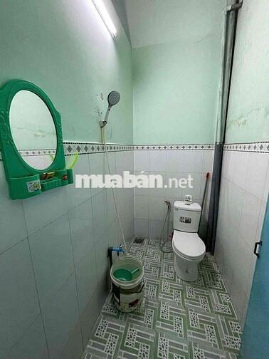 🏢🍀Nhà cho thuê: Tổng diện tích 79.5m ❤❤Vị trí : gần chợ ngã 5,trường h