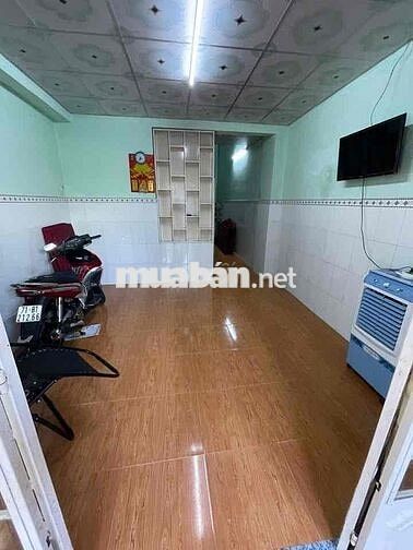 🏢🍀Nhà cho thuê: Tổng diện tích 79.5m ❤❤Vị trí : gần chợ ngã 5,trường h